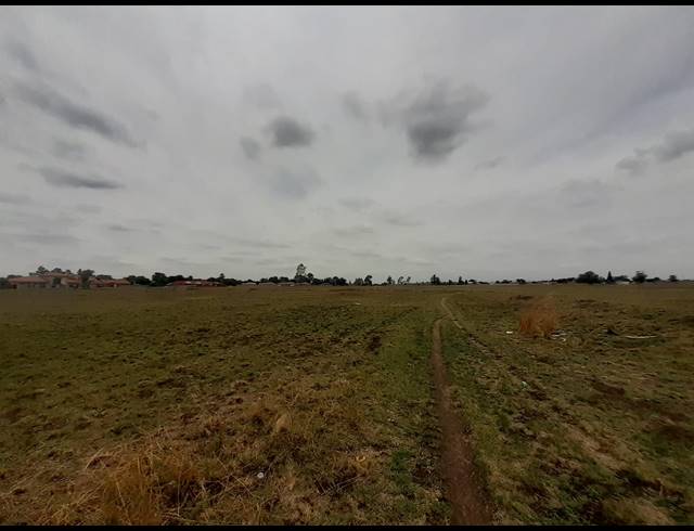 25,990M² VACANT LAND FOR SALE IN RIVERSDALE